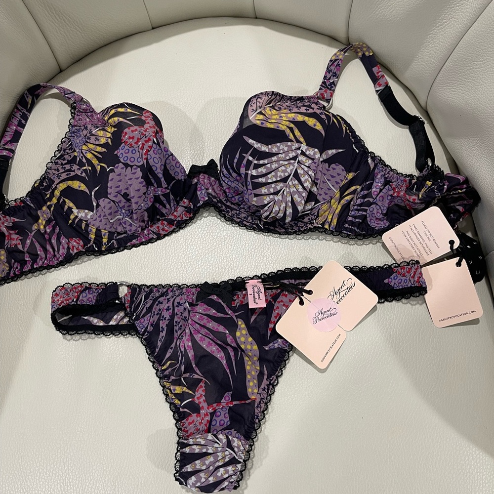 Agent Provocateur Riva Purple Multi color Bra & Thong